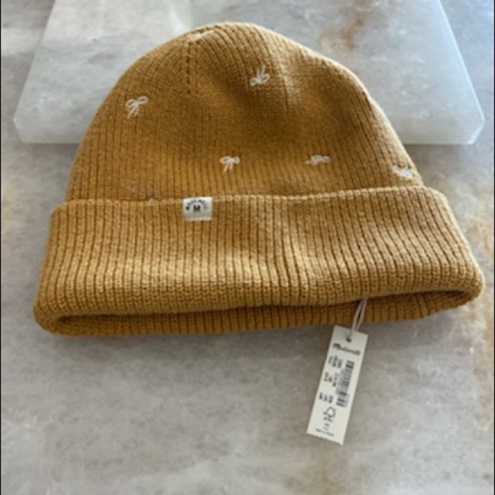 Madewell Mustard Bow Embroidered (Re)sourced Cotton Cuffed Beanie - Picture 2 of 2